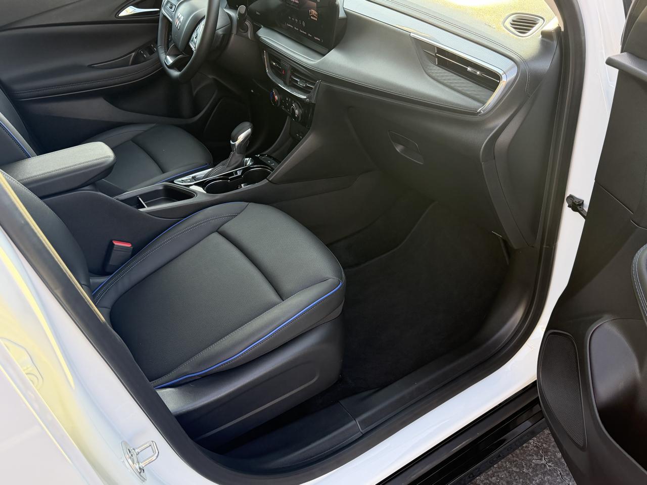 Buick Encore GX FWD 4dr Sport Touring 2026