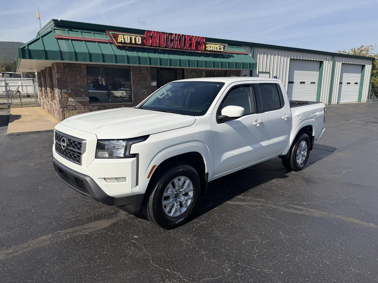 Nissan Frontier Crew Cab 4x4 SV Auto *Ltd Avail* 2023