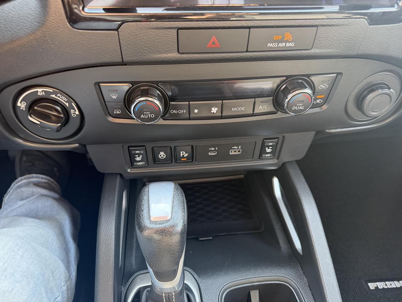 Nissan Frontier Crew Cab 4x4 SV Auto *Ltd Avail* 2023