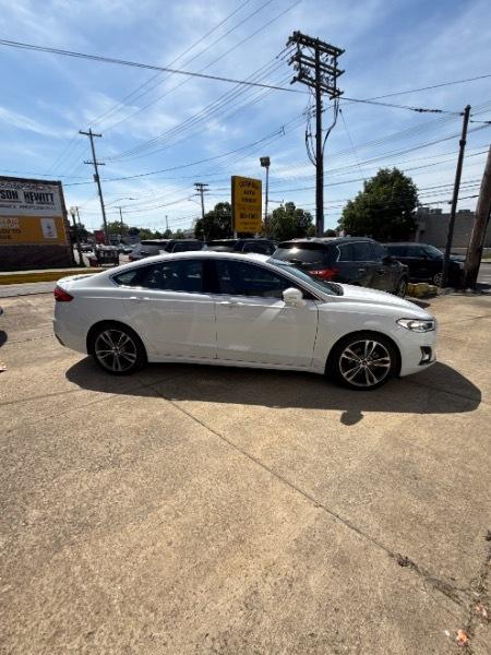 Ford Fusion Titanium AWD 2020