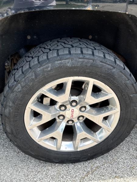 GMC Yukon SLE 4WD 2015