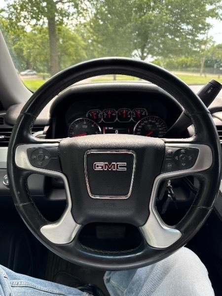 GMC Yukon SLE 4WD 2015