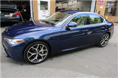 2017 Alfa Romeo Giulia  2017 Alfa Romeo Giulia