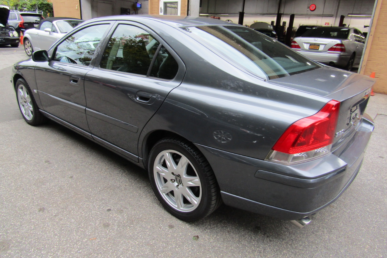Volvo S60 2.5L Turbo Auto 2006 Volvo S60 2.5L Turbo Auto 2006