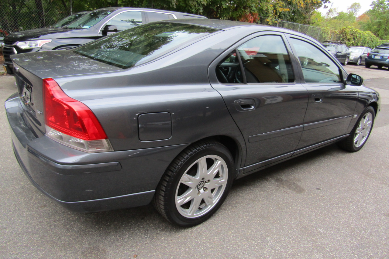 Volvo S60 2.5L Turbo Auto 2006 Volvo S60 2.5L Turbo Auto 2006