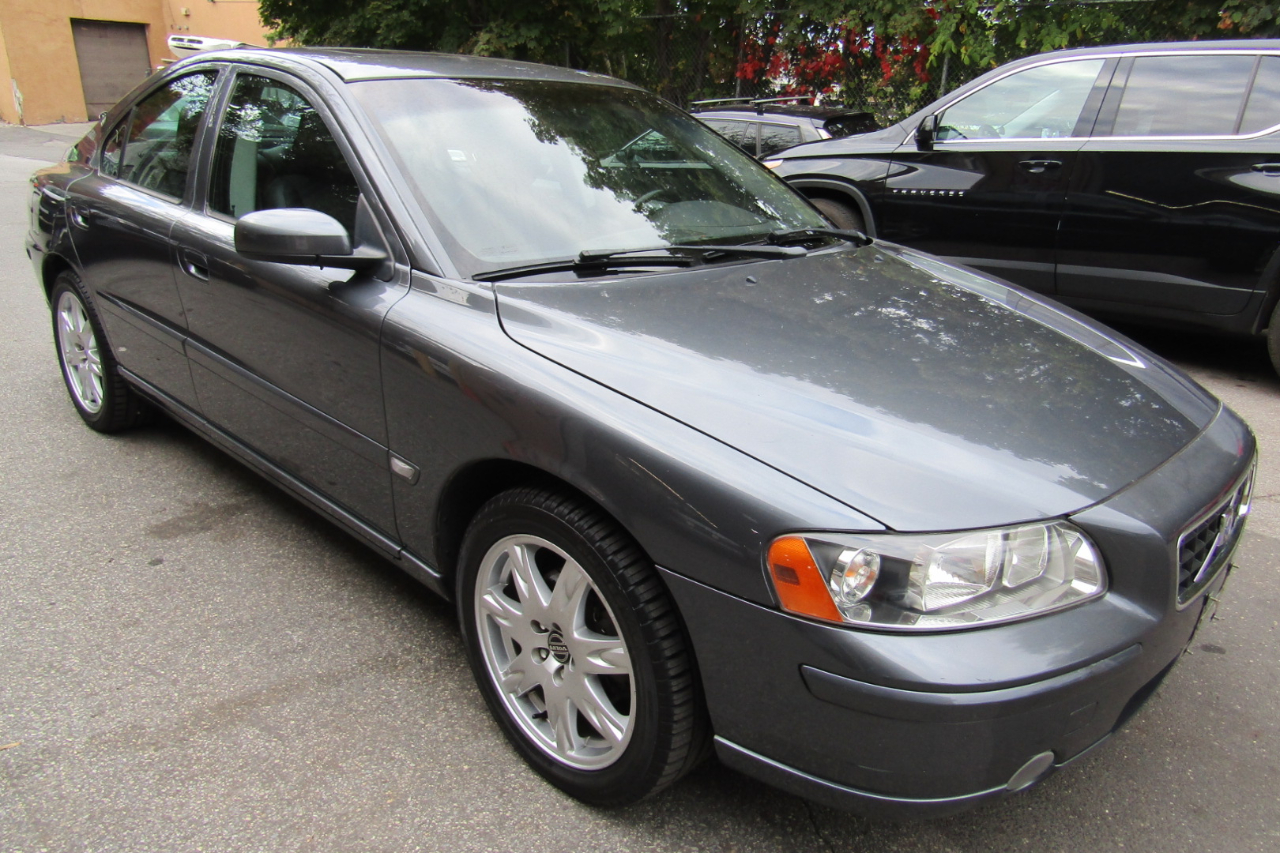Volvo S60 2.5L Turbo Auto 2006 Volvo S60 2.5L Turbo Auto 2006