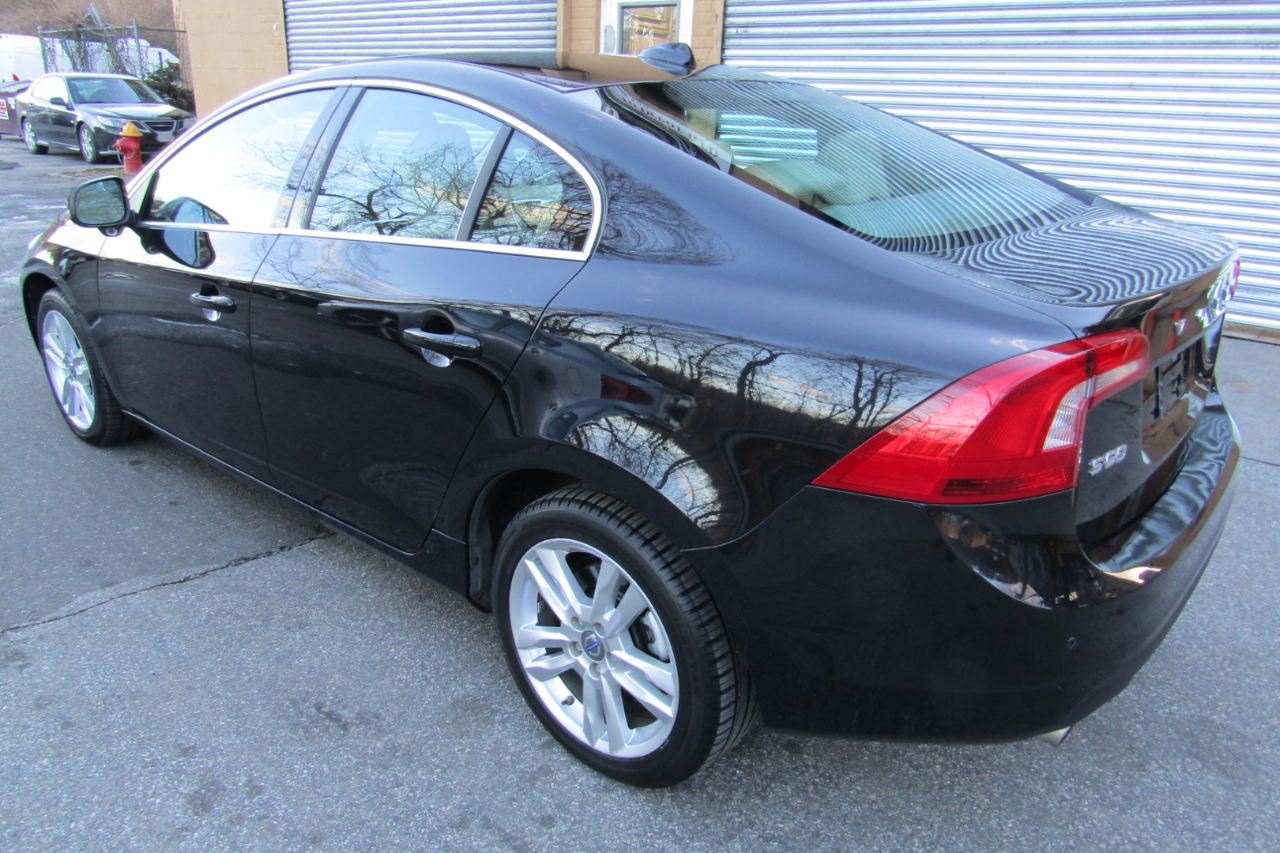 Volvo S60 AWD 4dr Sdn T6 2012