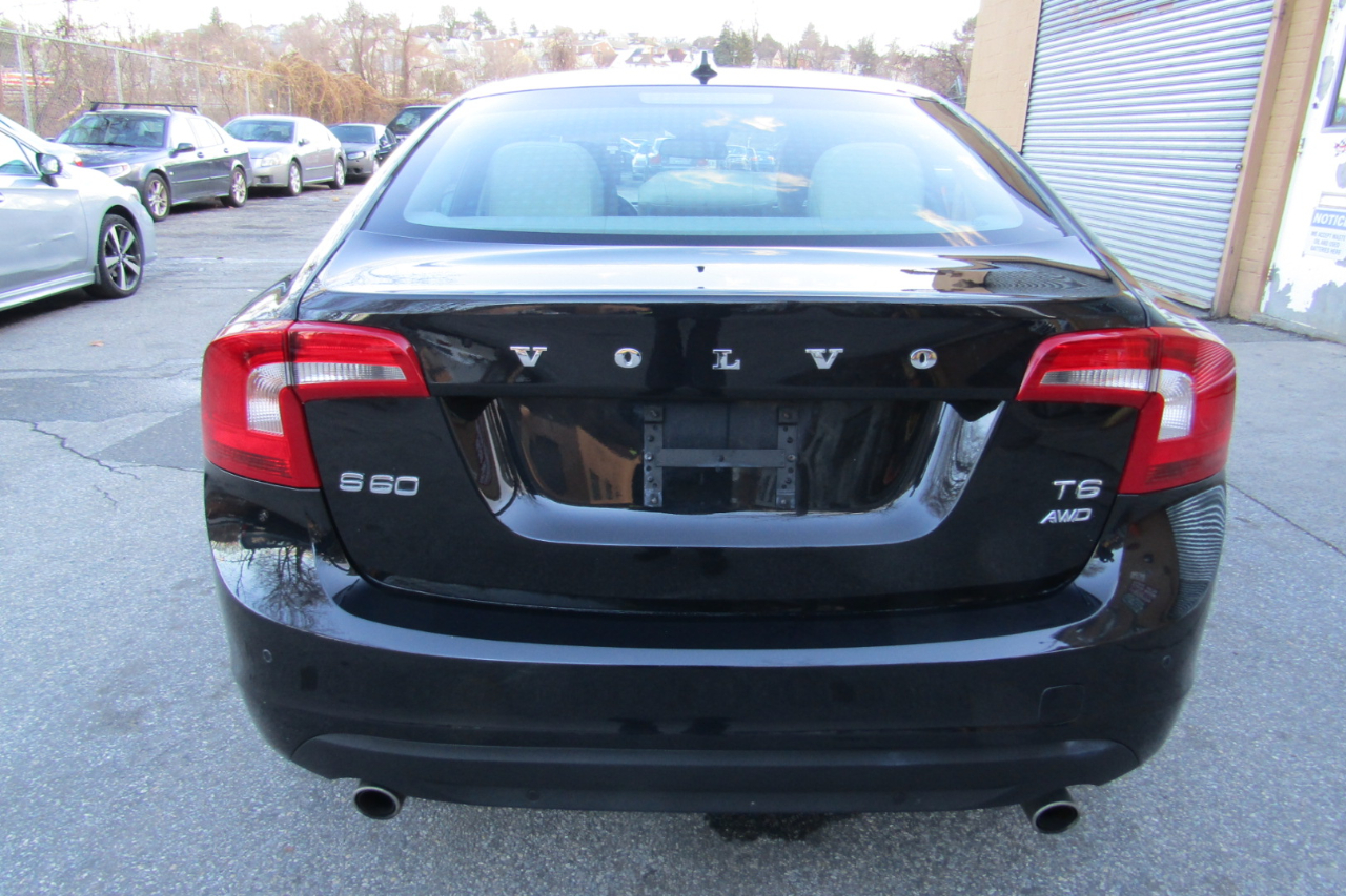 Volvo S60 AWD 4dr Sdn T6 2012