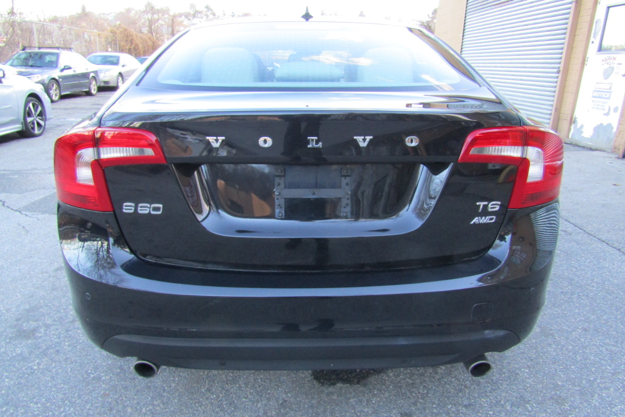 Volvo S60 AWD 4dr Sdn T6 2012