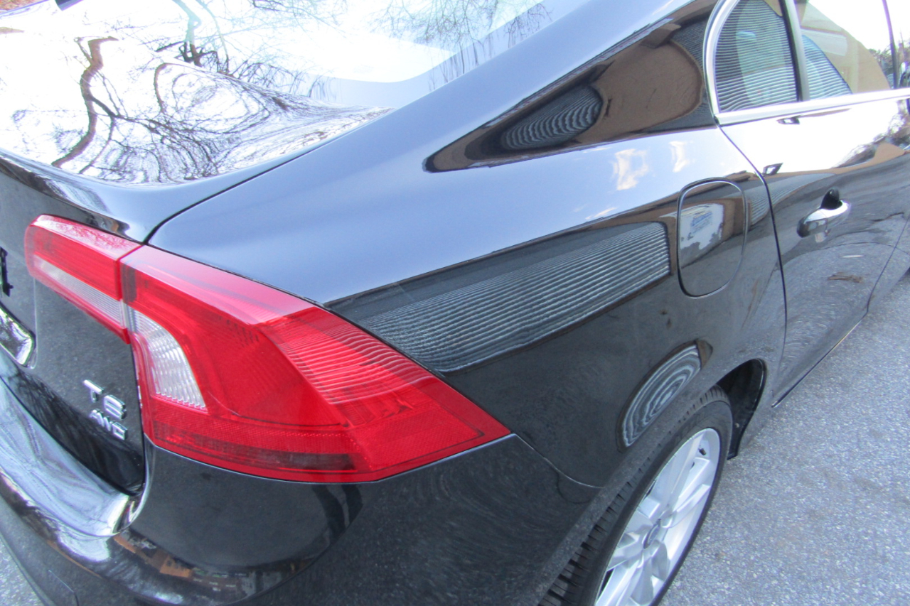 Volvo S60 AWD 4dr Sdn T6 2012