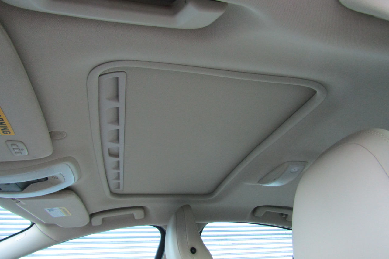 Volvo S60 AWD 4dr Sdn T6 2012