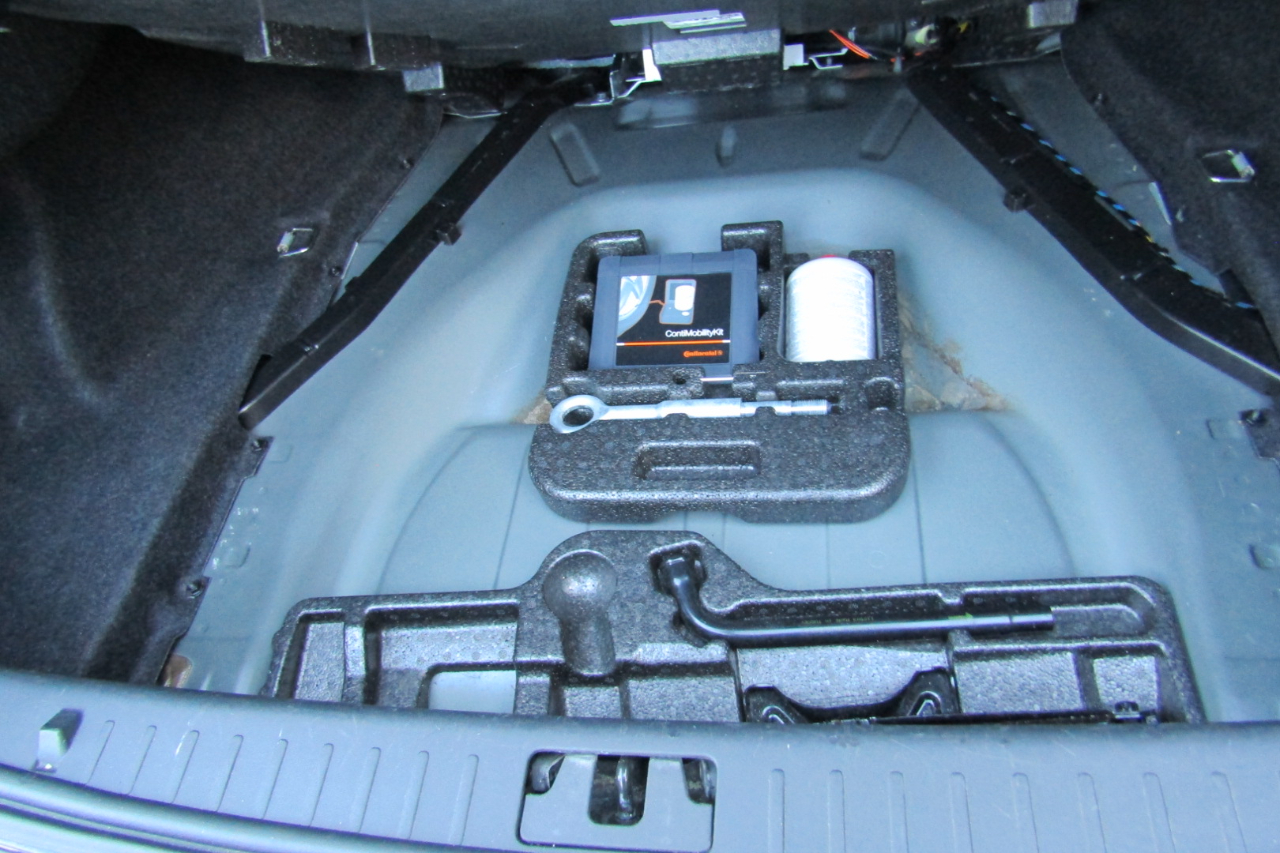 Volvo S60 AWD 4dr Sdn T6 2012