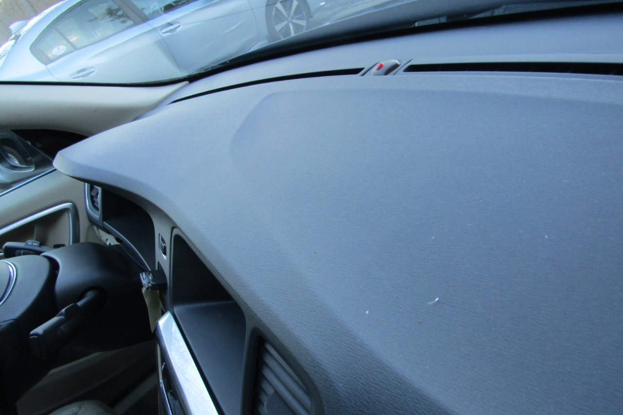 Volvo S60 AWD 4dr Sdn T6 2012