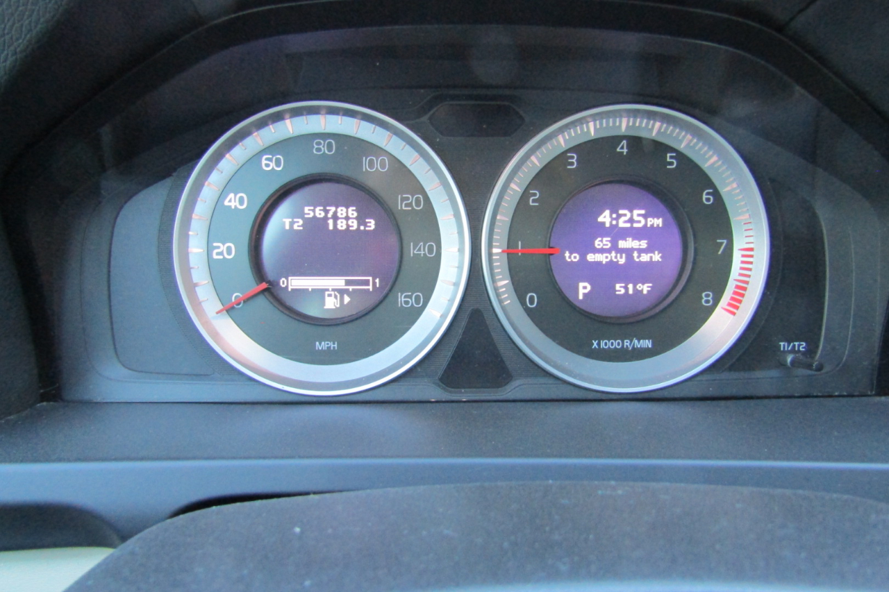 Volvo S60 AWD 4dr Sdn T6 2012