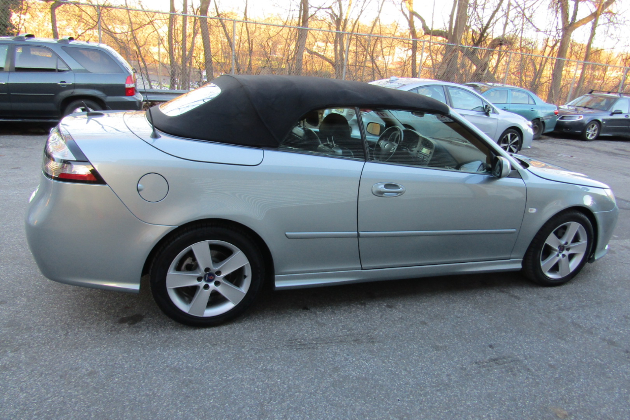 Saab 9-3 2dr Conv FWD 2011