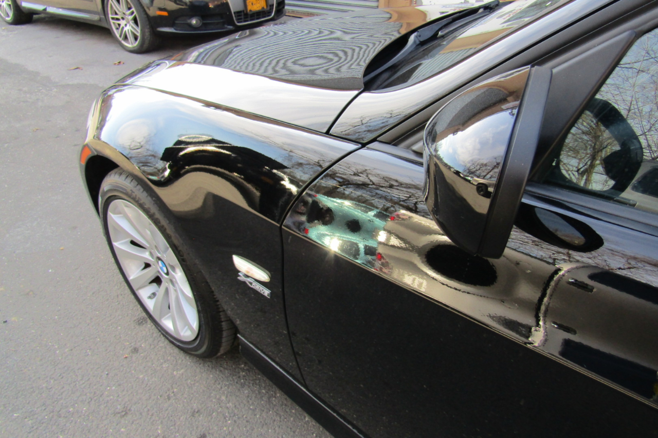 BMW 3 Series 4dr Sdn 328i xDrive AWD 2011