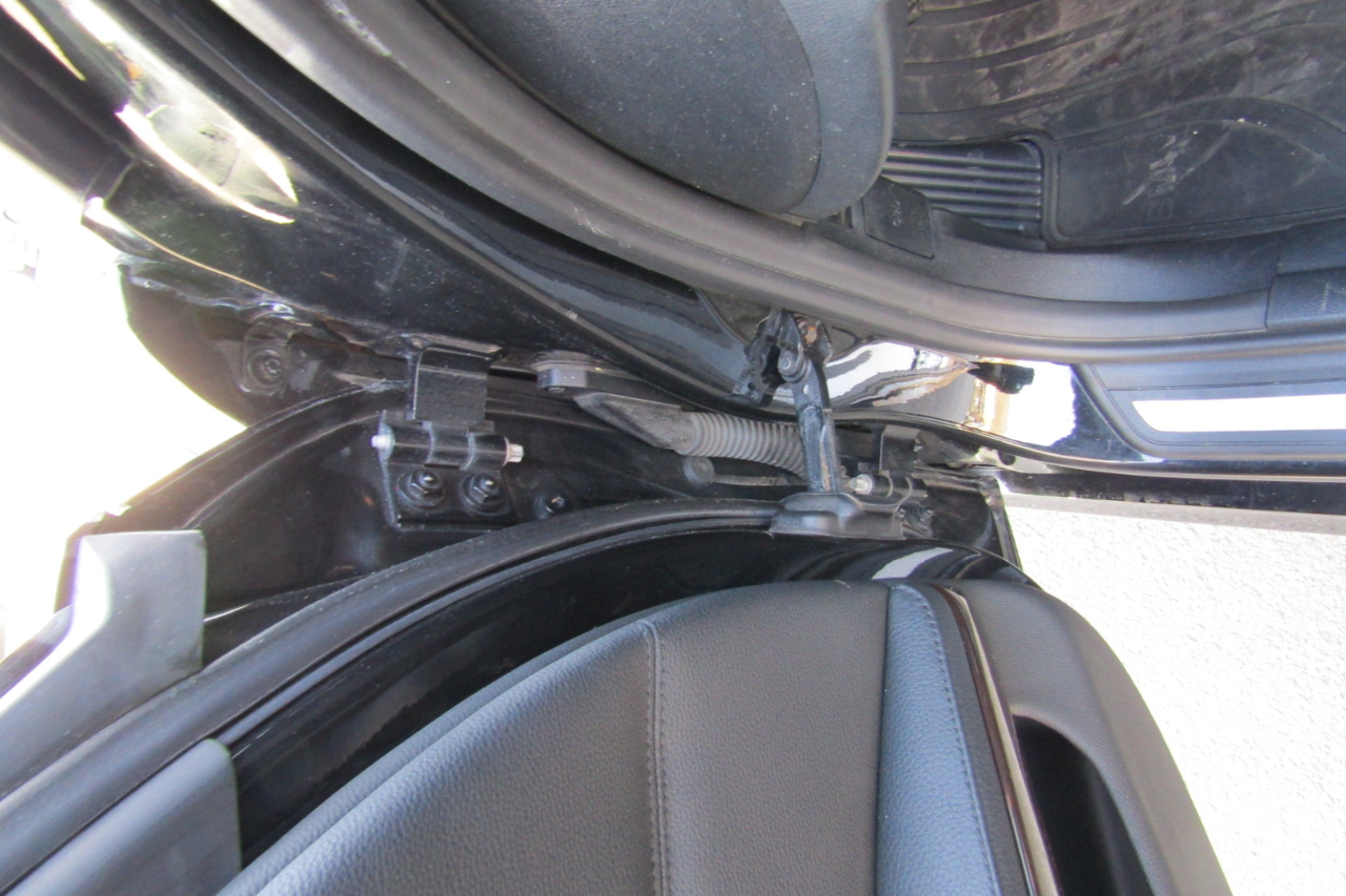 BMW 3 Series 4dr Sdn 328i xDrive AWD 2011