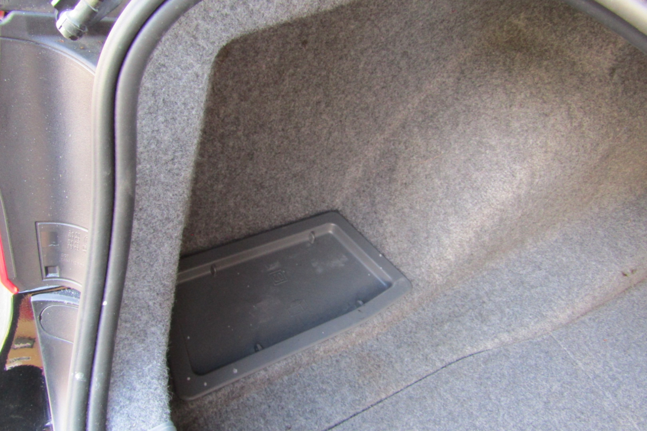 BMW 3 Series 4dr Sdn 328i xDrive AWD 2011