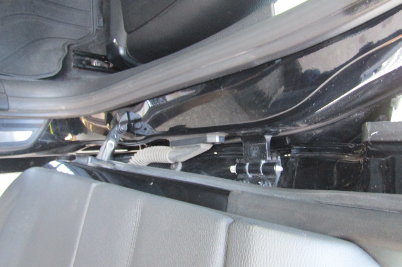 BMW 3 Series 4dr Sdn 328i xDrive AWD 2011