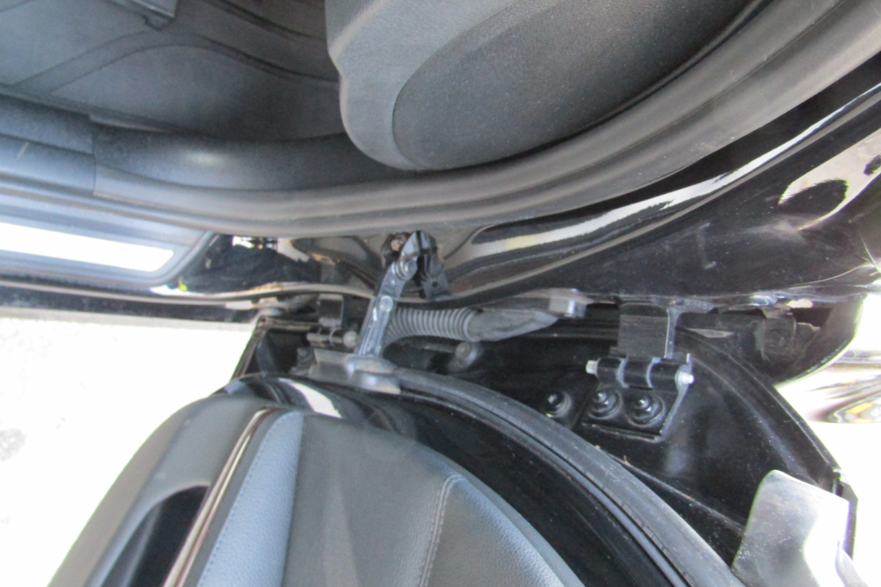 BMW 3 Series 4dr Sdn 328i xDrive AWD 2011