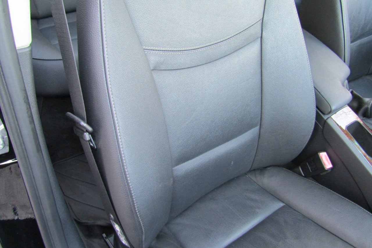 BMW 3 Series 4dr Sdn 328i xDrive AWD 2011