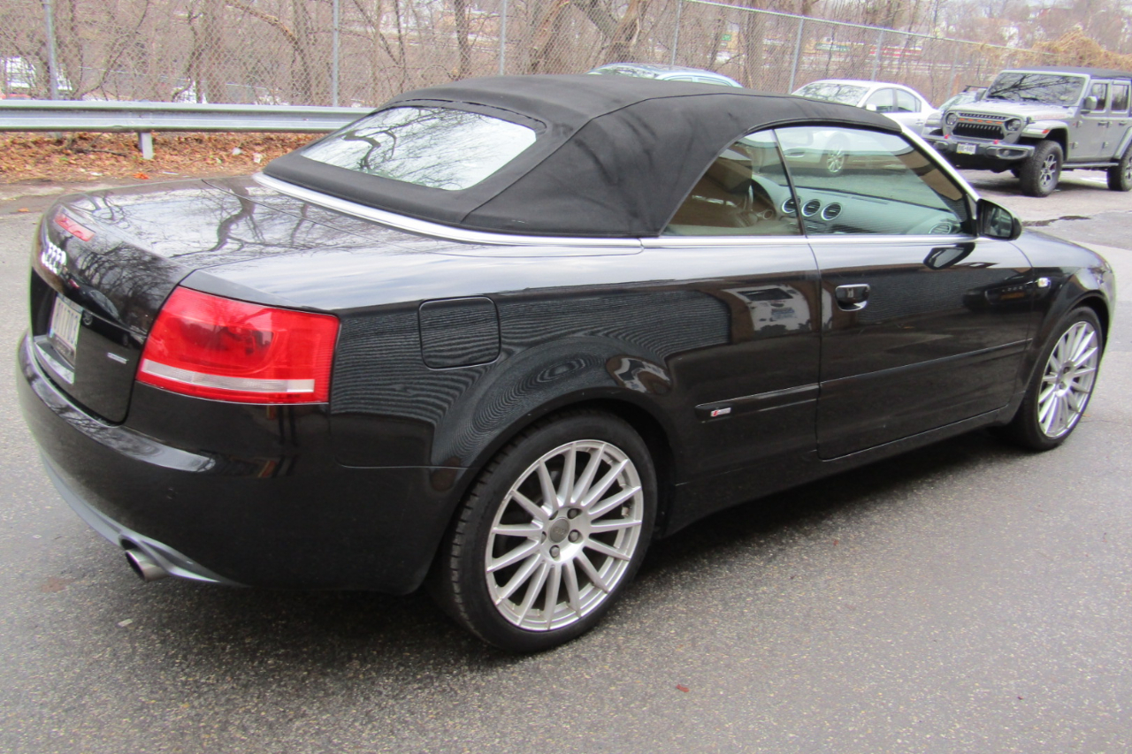 Audi A4 2dr Cabriolet Auto 2.0T quattro SE *Ltd Avail* 2009