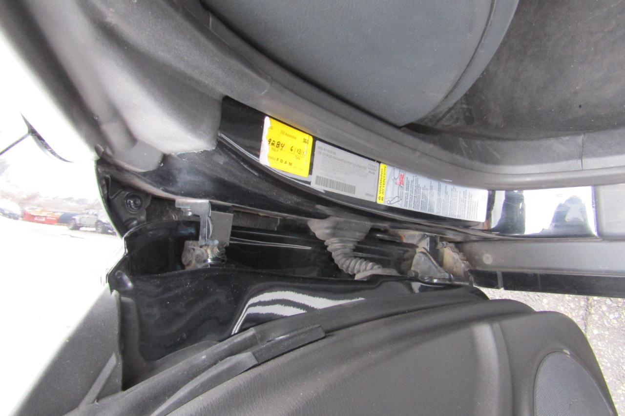 Audi A4 2dr Cabriolet Auto 2.0T quattro SE *Ltd Avail* 2009