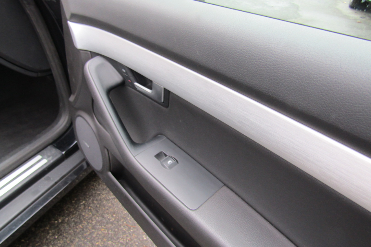 Audi A4 2dr Cabriolet Auto 2.0T quattro SE *Ltd Avail* 2009