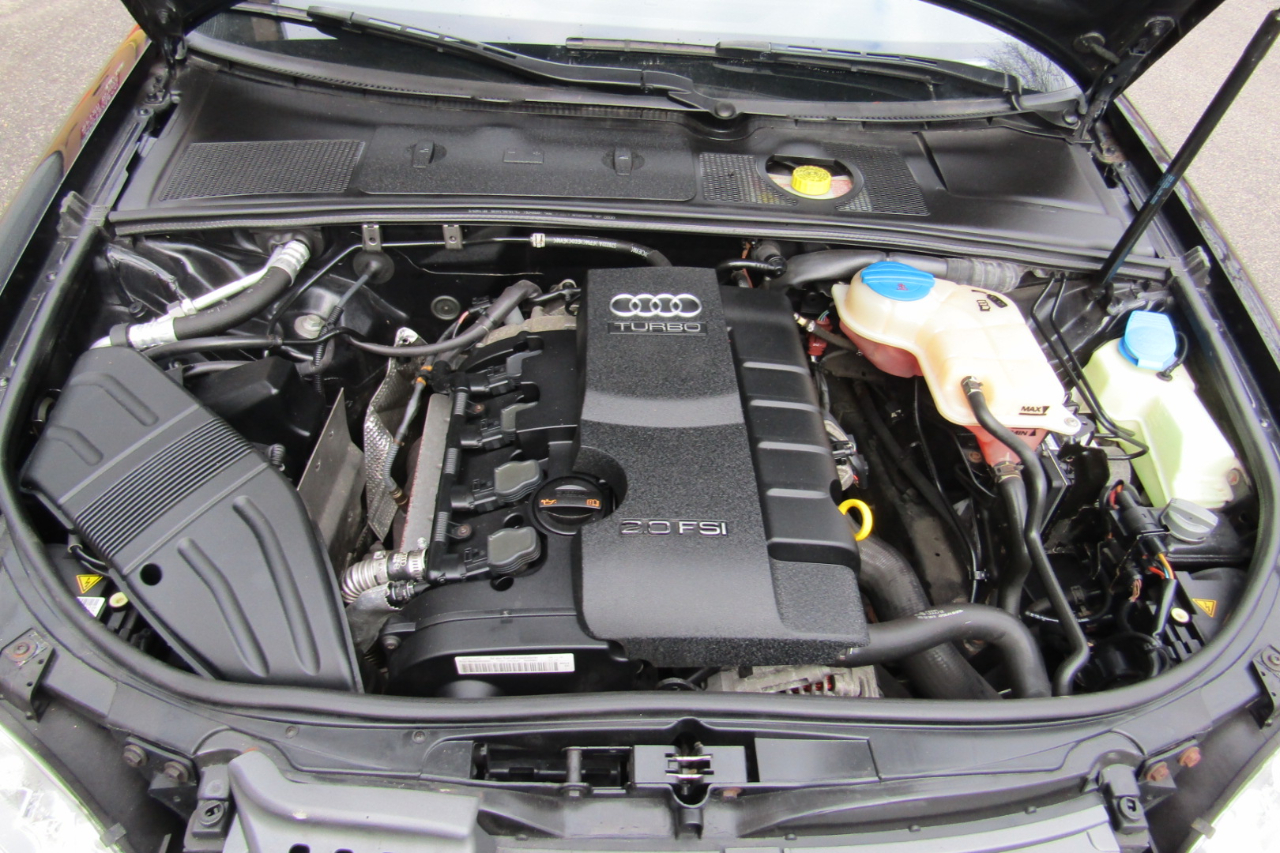 Audi A4 2dr Cabriolet Auto 2.0T quattro SE *Ltd Avail* 2009