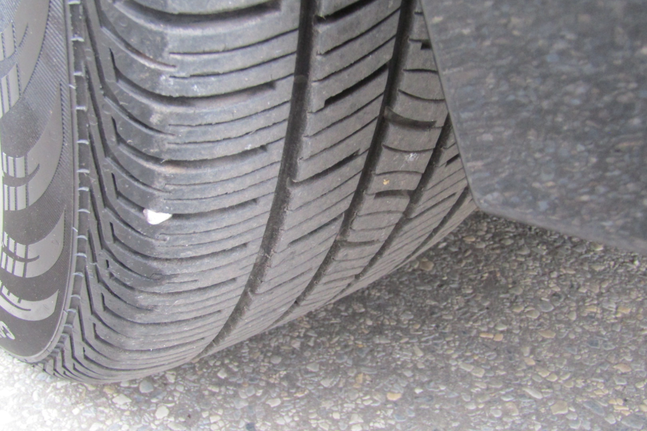 BMW 3 Series 4dr Sdn 328i xDrive AWD SULEV 2011