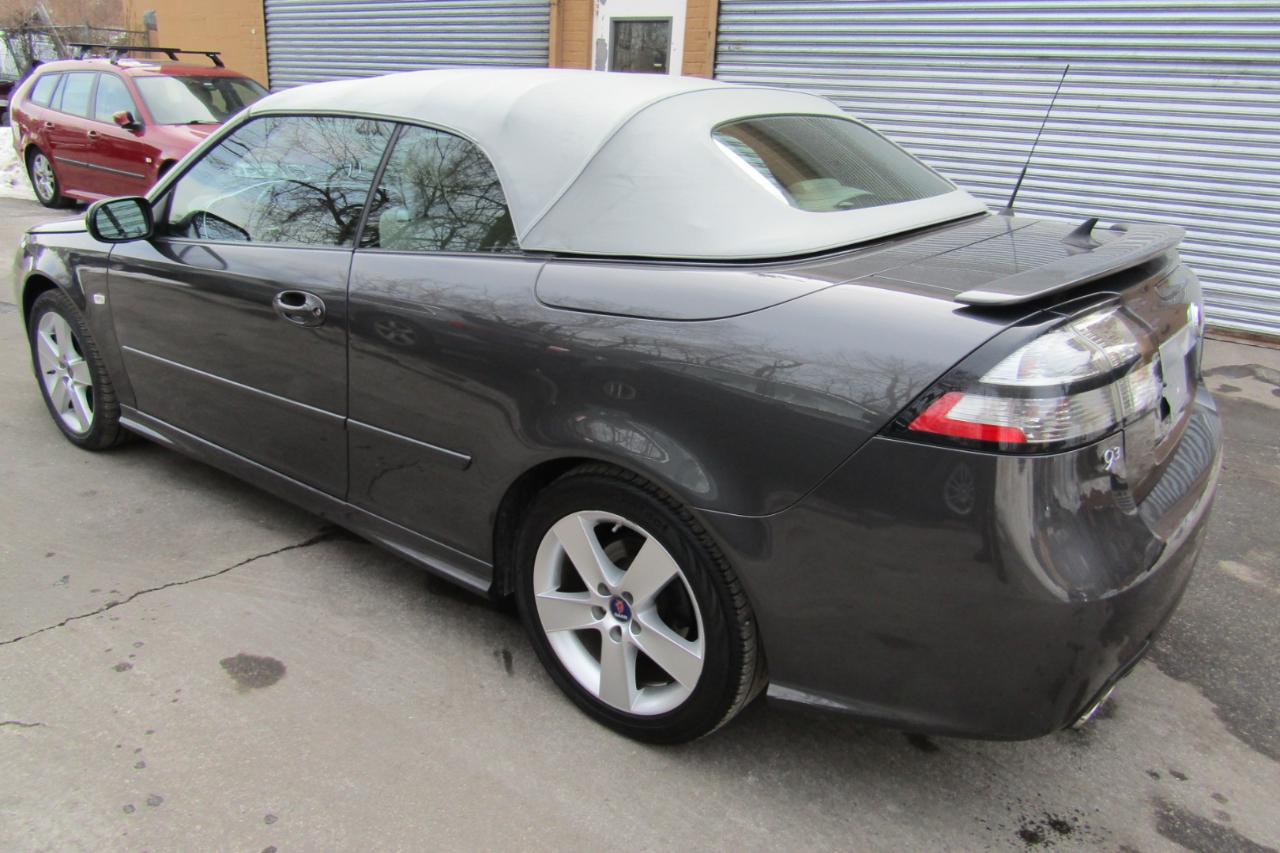 Saab 9-3 2dr Conv FWD 2010
