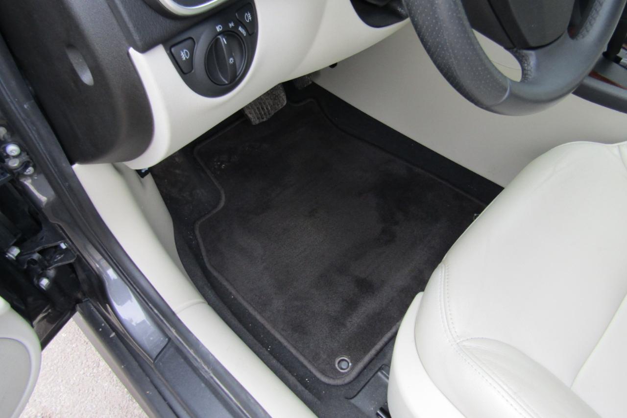 Saab 9-3 2dr Conv FWD 2010