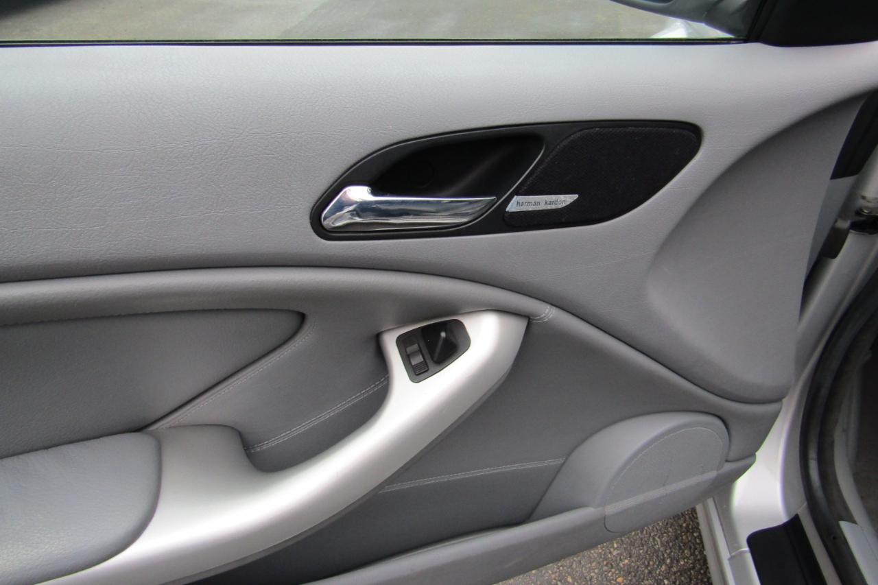 BMW 3 Series 330Ci 2dr Convertible 2002