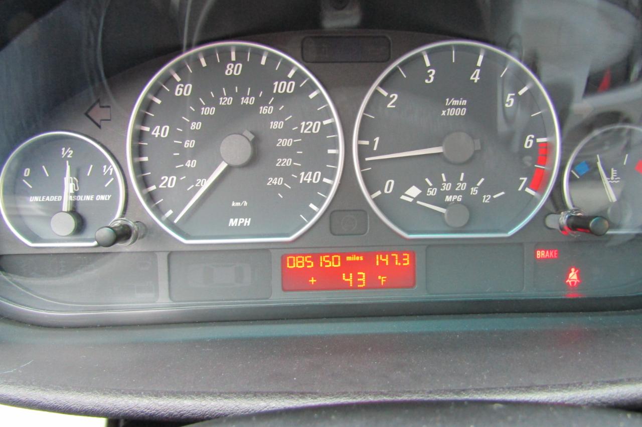 BMW 3 Series 330Ci 2dr Convertible 2002