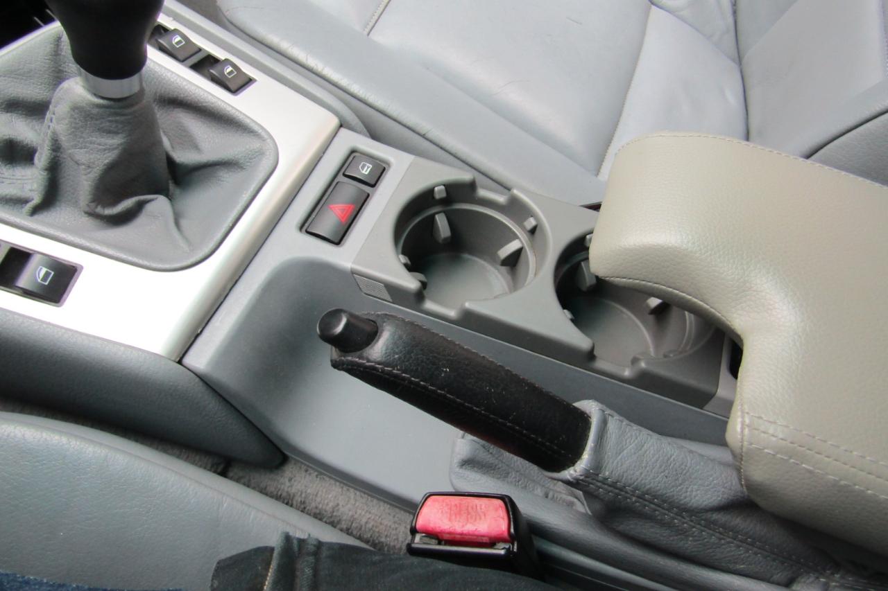 BMW 3 Series 330Ci 2dr Convertible 2002