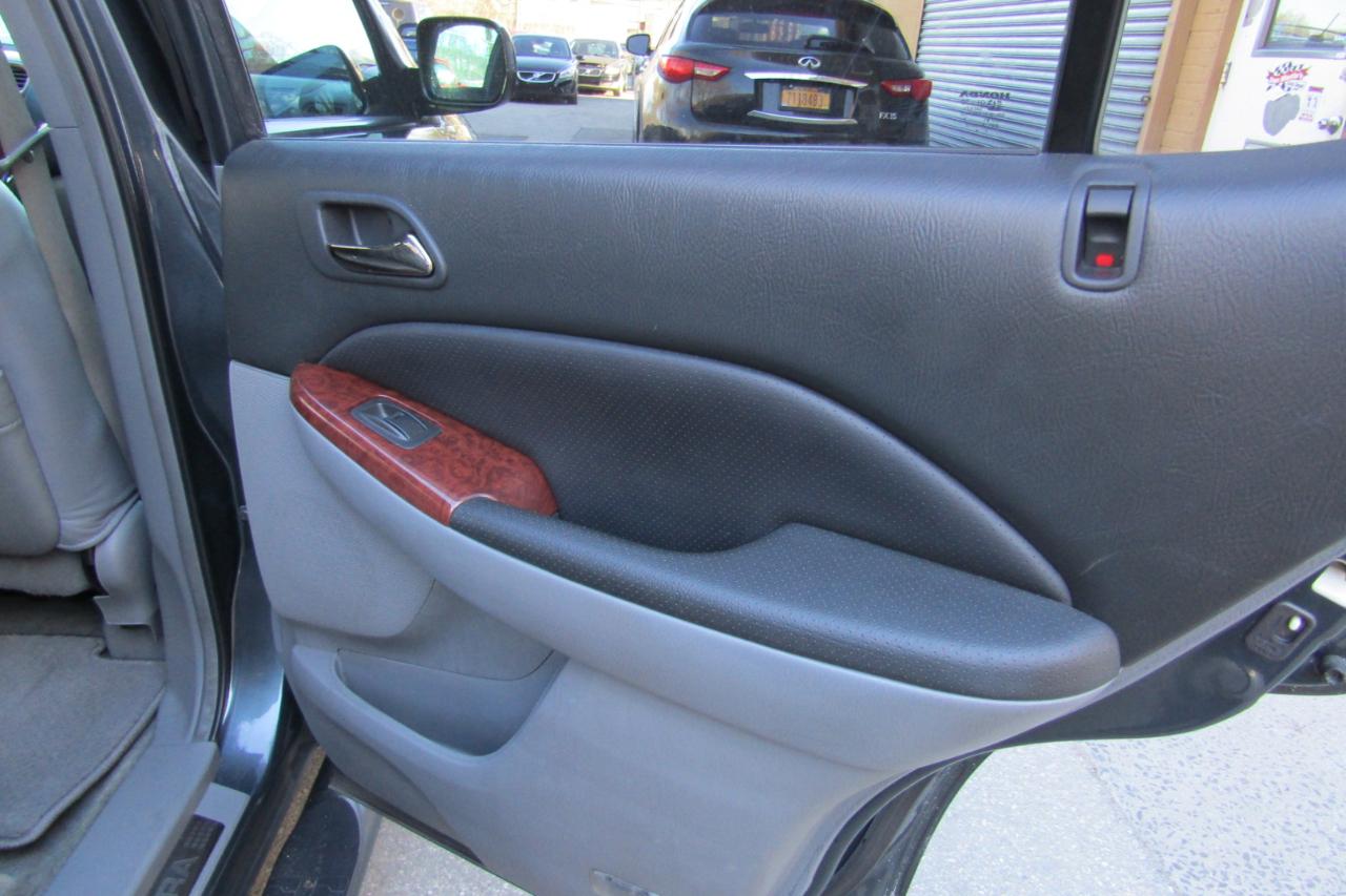 Acura MDX 4dr SUV 2003