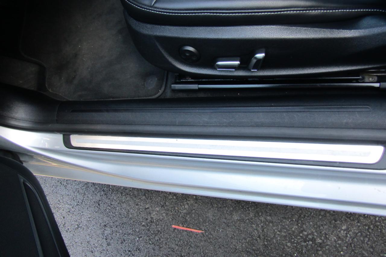 Audi A5 2dr Cabriolet Auto quattro 2.0T Premium 2013