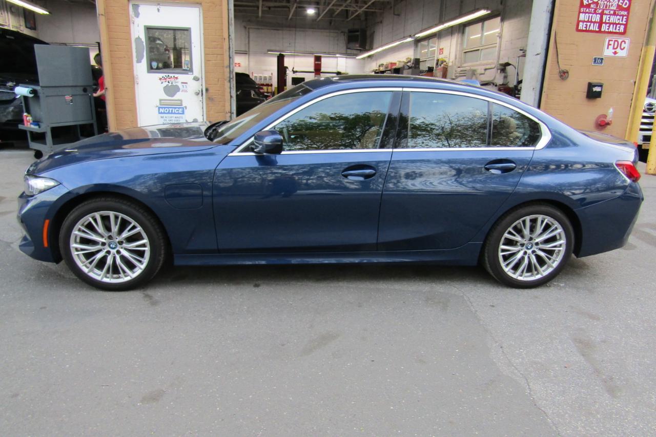 BMW 3 Series 330e xDrive Plug-In Hybrid 2024