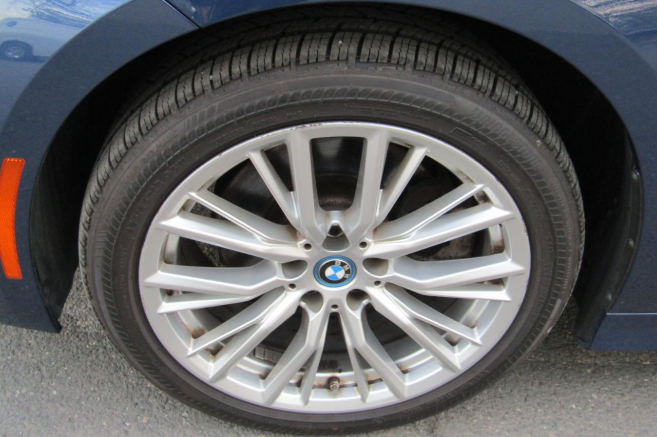 BMW 3 Series 330e xDrive Plug-In Hybrid 2024