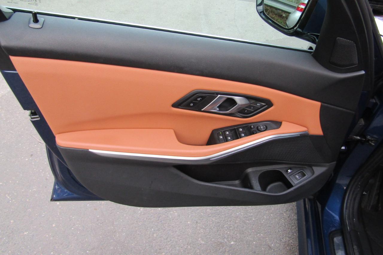 BMW 3 Series 330e xDrive Plug-In Hybrid 2024