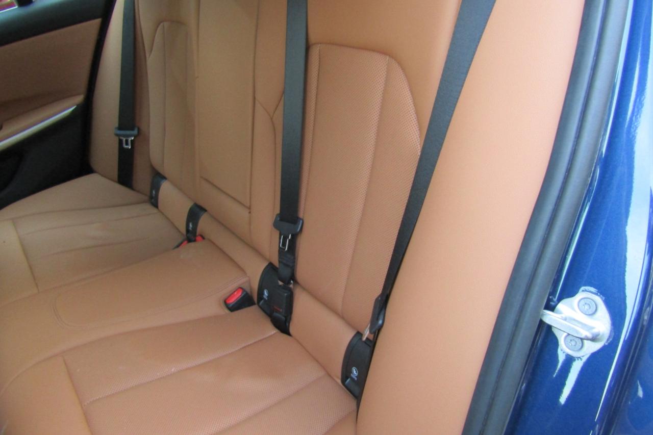 BMW 3 Series 330e xDrive Plug-In Hybrid 2024