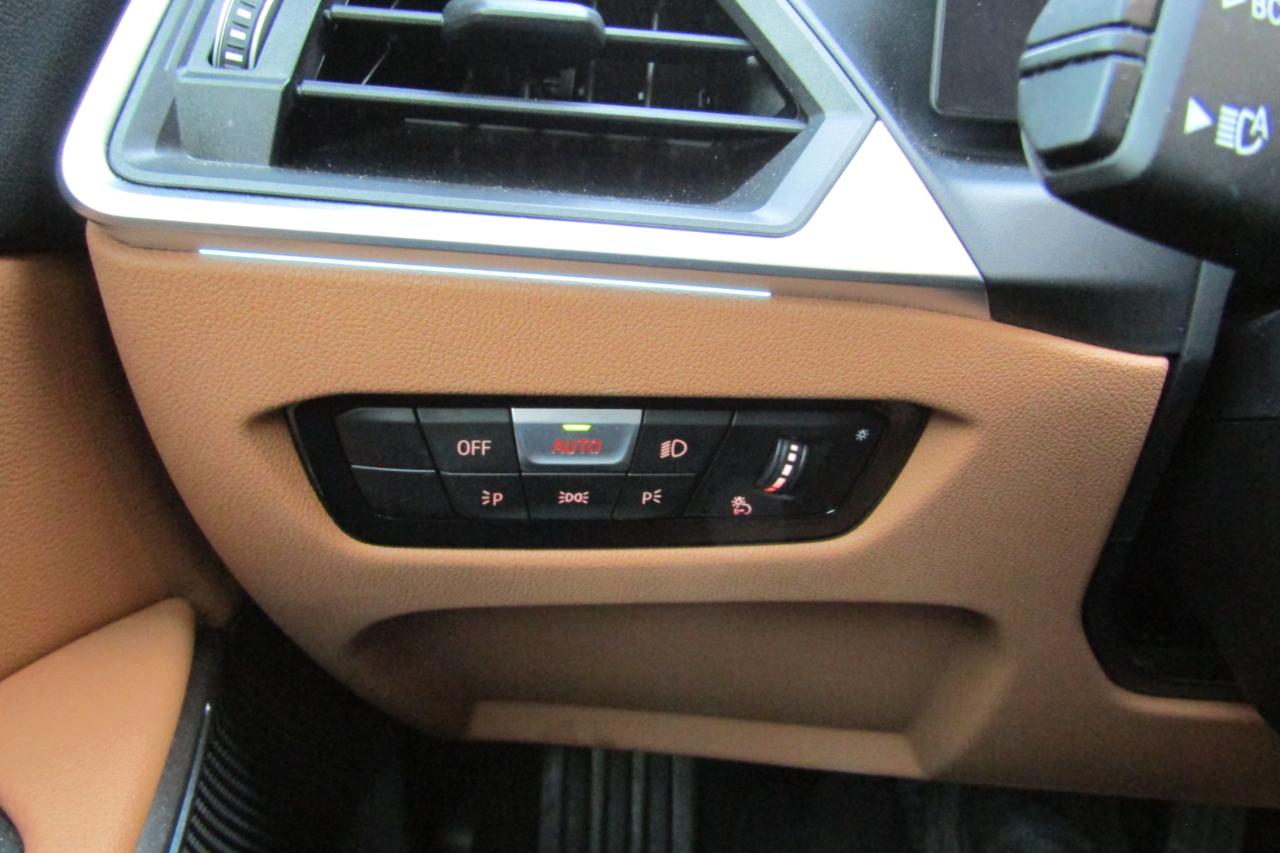 BMW 3 Series 330e xDrive Plug-In Hybrid 2024