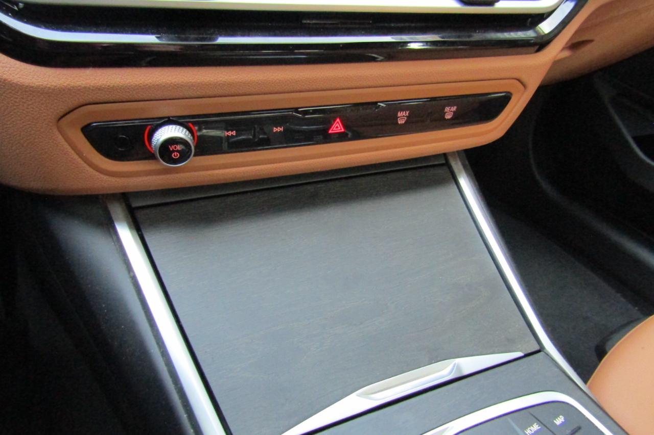 BMW 3 Series 330e xDrive Plug-In Hybrid 2024