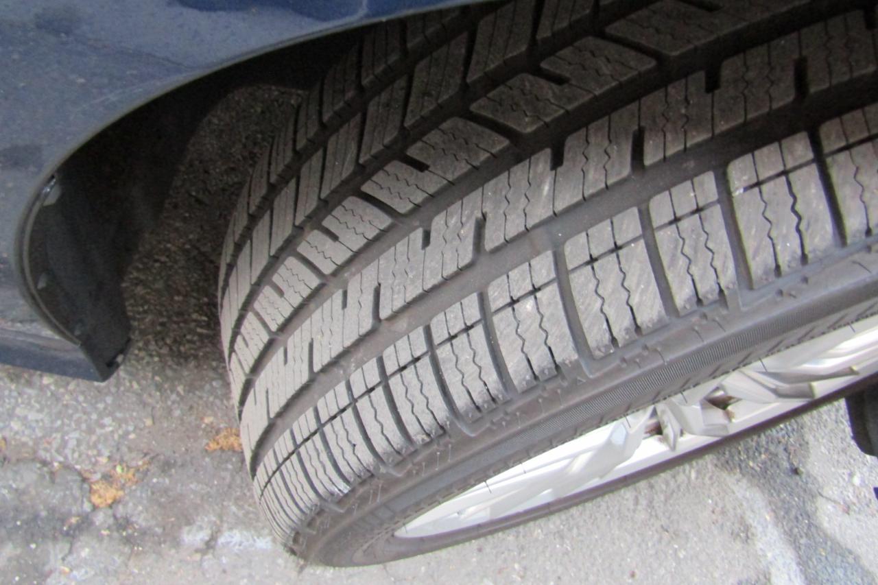 BMW 3 Series 330e xDrive Plug-In Hybrid 2024