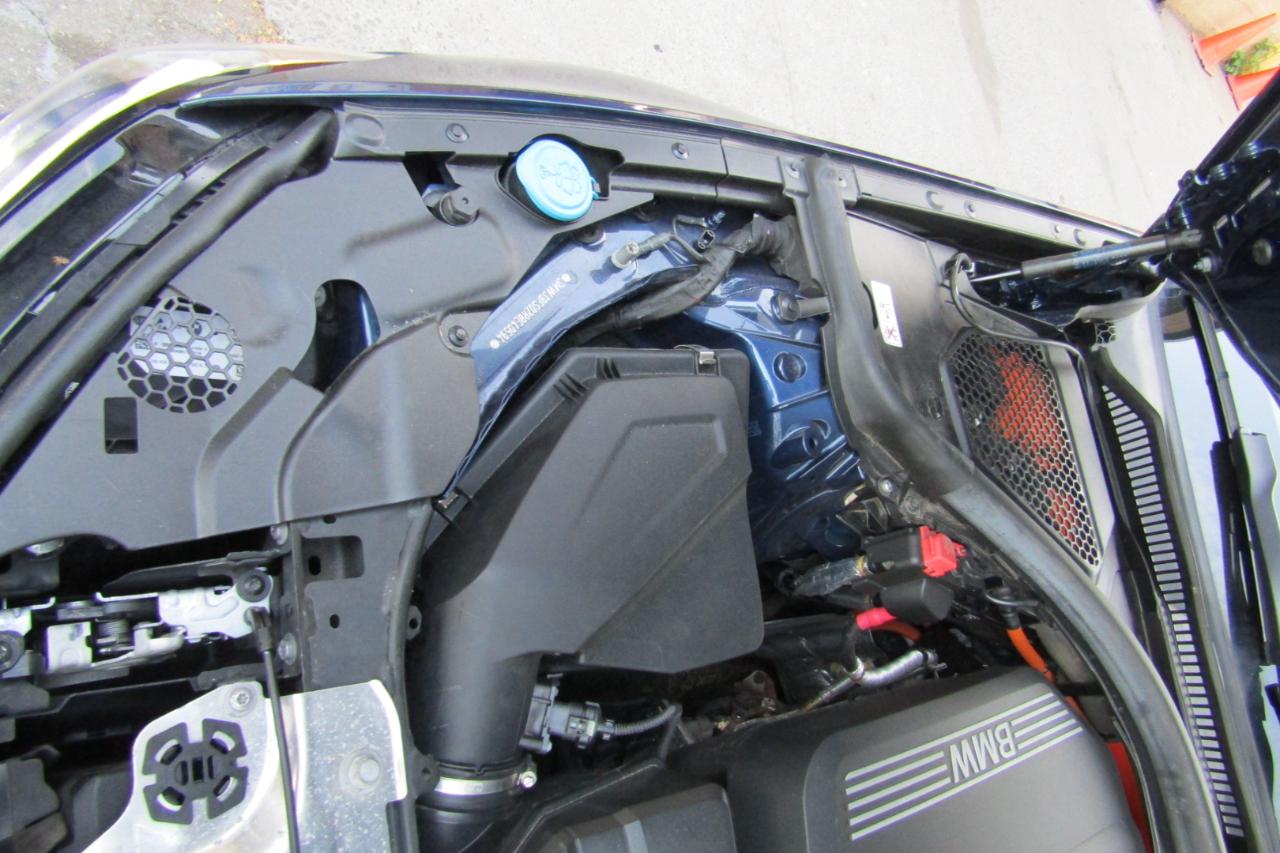 BMW 3 Series 330e xDrive Plug-In Hybrid 2024