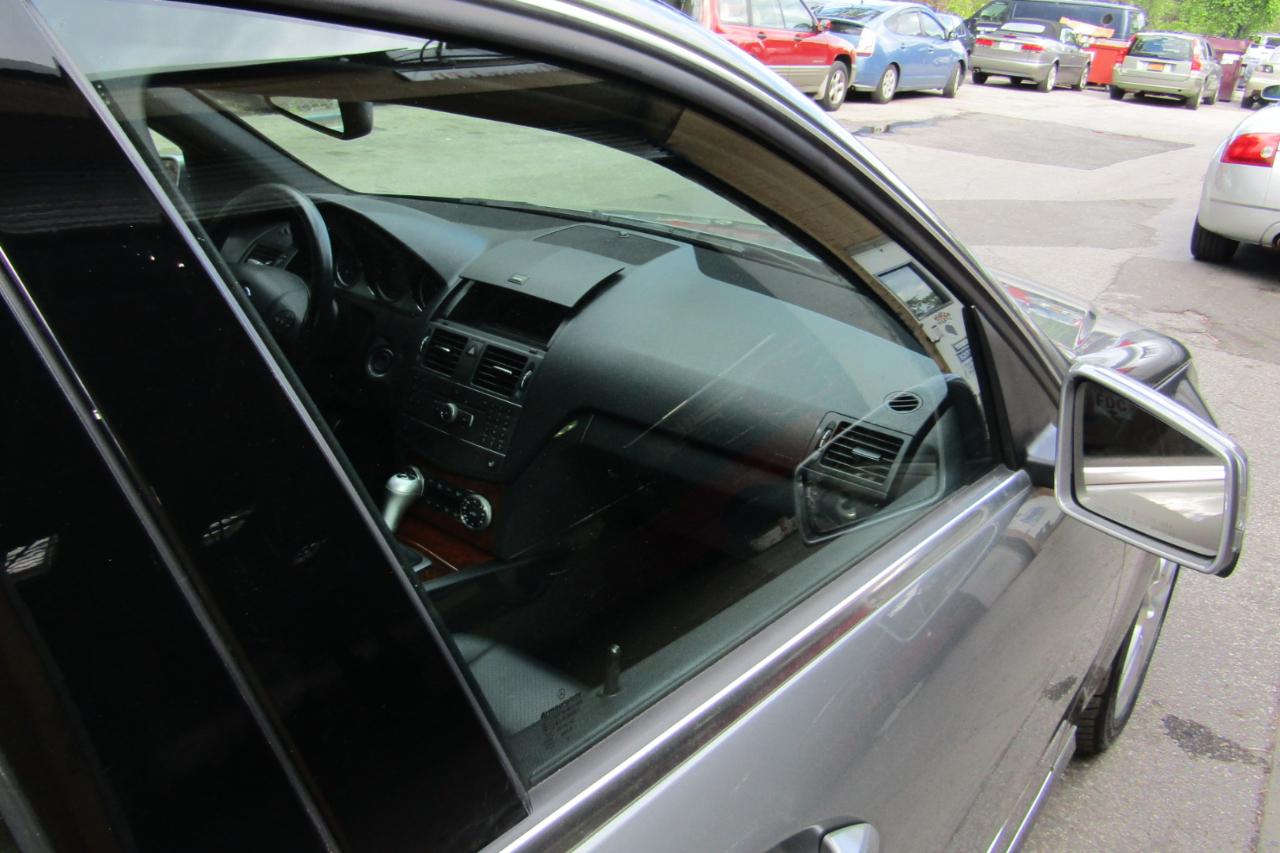 Mercedes-Benz C-Class 4dr Sdn C 300 Sport 4MATIC 2011