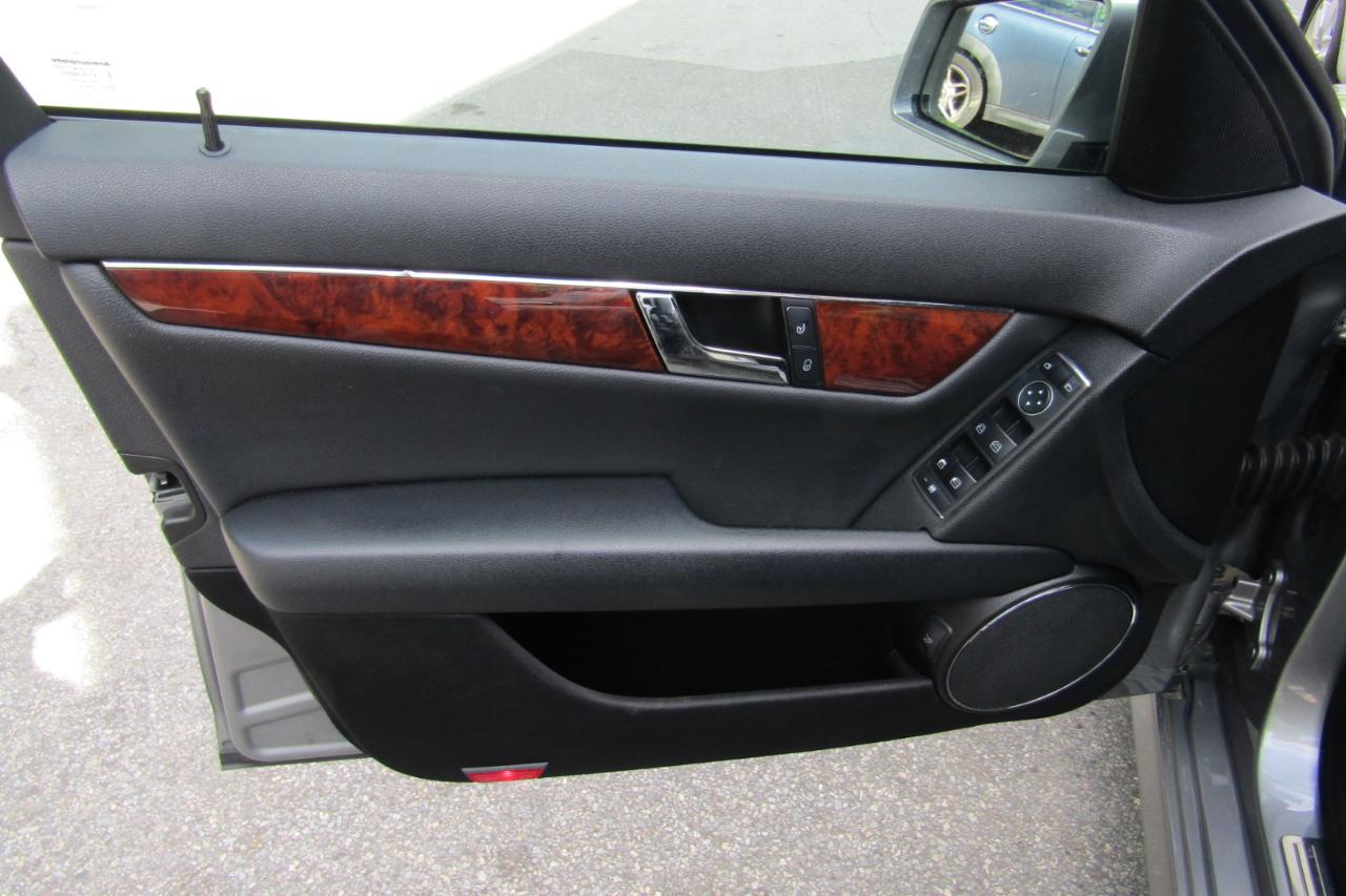 Mercedes-Benz C-Class 4dr Sdn C 300 Sport 4MATIC 2011