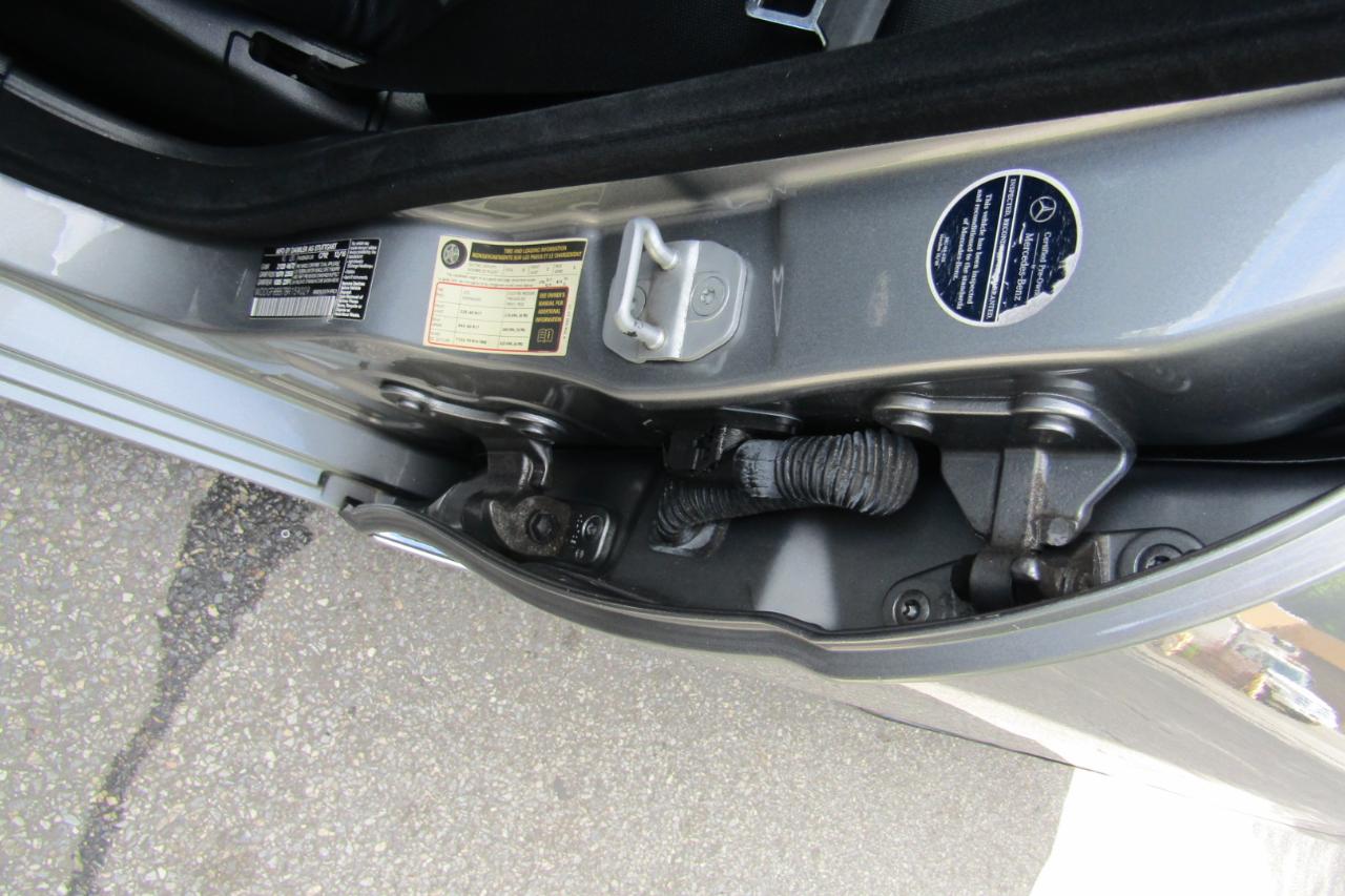 Mercedes-Benz C-Class 4dr Sdn C 300 Sport 4MATIC 2011