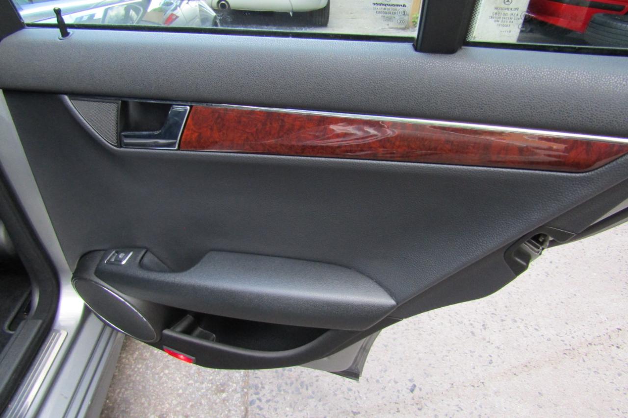 Mercedes-Benz C-Class 4dr Sdn C 300 Sport 4MATIC 2011