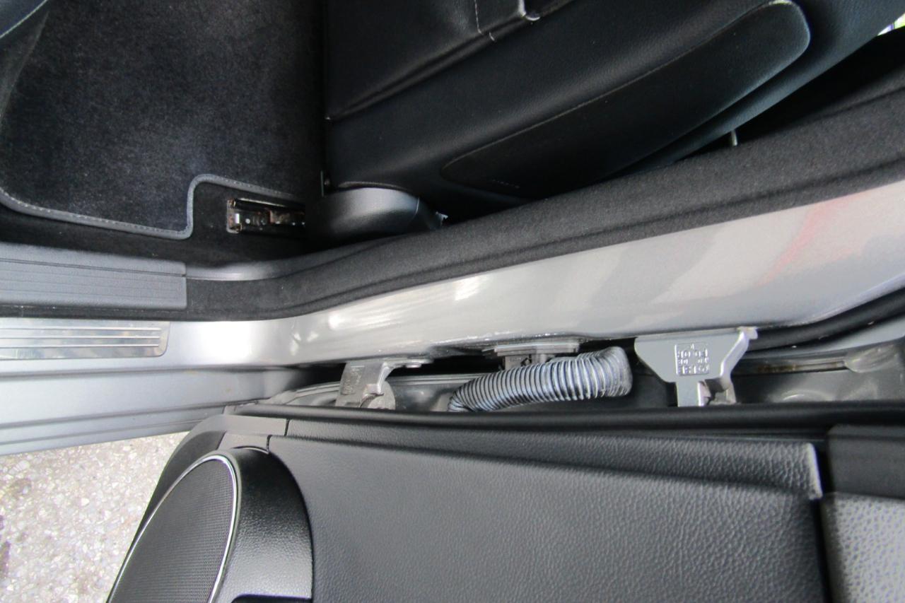 Mercedes-Benz C-Class 4dr Sdn C 300 Sport 4MATIC 2011